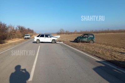 Автоледи выехала на встречку: пострадал водитель в ДТП на трассе в Ростовской области