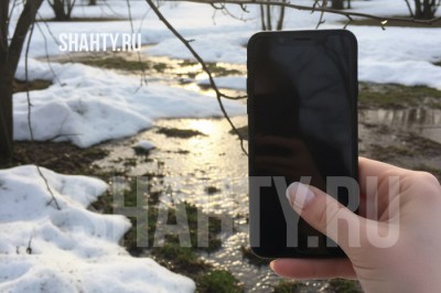 Девушка из г. Шахты украла 230 тысяч у знакомого, прося телефон позвонить