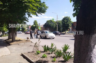 В Шахтах сбили человека на пешеходном переходе на улице Советской
