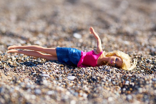 В Шахтах автоледи сбила 9-летнюю девочку на электросамокате