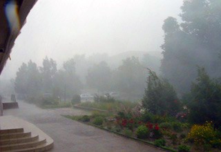 Ожидаются сильные дожди с градом и ветром в Ростовской области — МЧС