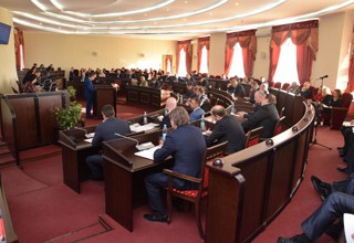 Троих депутатов гордумы г. Шахты исключили из комитетов
