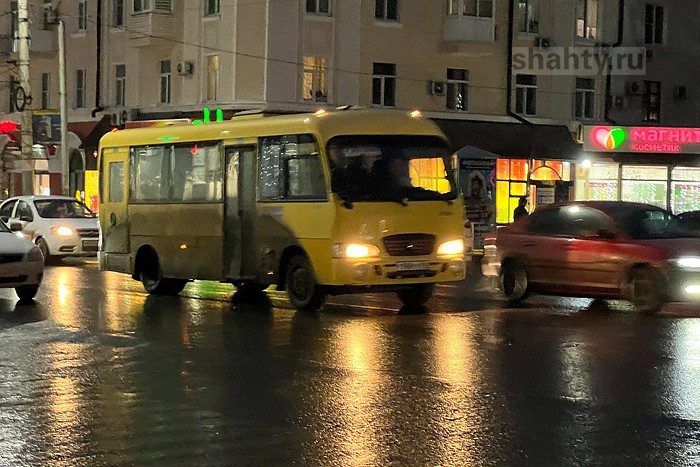 В Шахтах зафиксировали стоимость проезда для школьников — она будет круглогодичной