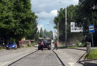 В г. Шахты начали ремонтировать дорогу на Енисейском, следующими станут Комиссаровский и Победа Революции