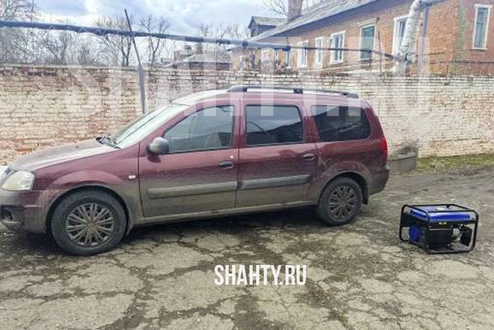 В г. Шахты 22-летний украл из гаража автомобиль и бензиновый генератор