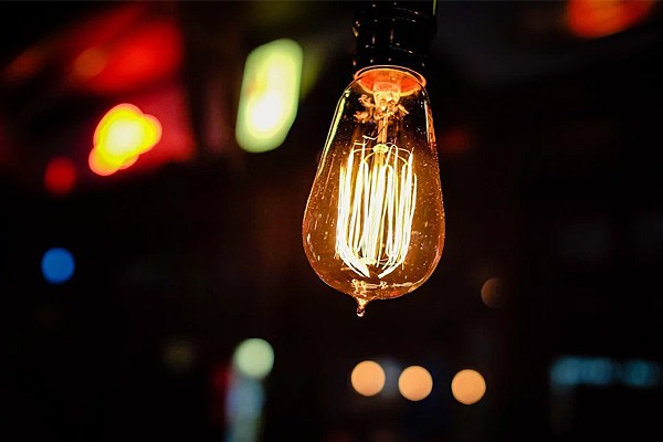 Отключат свет на 10-ти улицах города Шахты в четверг, 24 октября