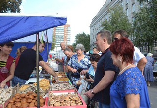 В г. Шахты состоится сельскохозяйственная ярмарка на площади Ленина