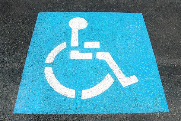 В г. Шахты лже-инвалиды похитили миллион — им ничего не будет