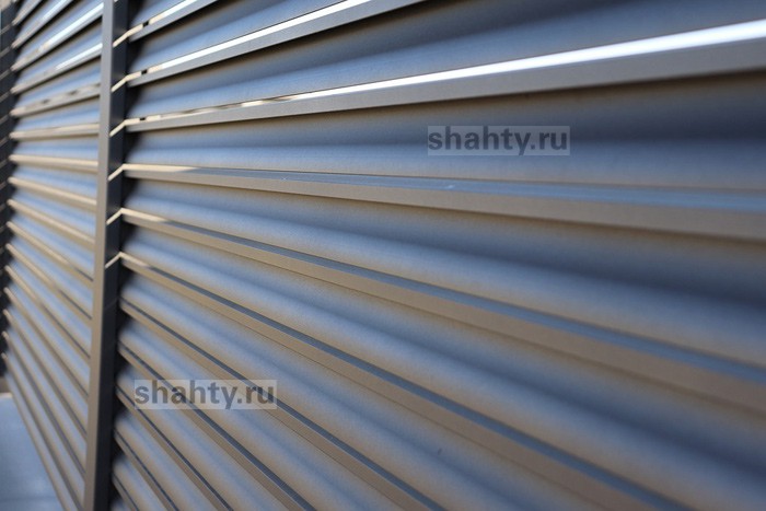 В Шахтах украли забор, пока хозяева спали в доме