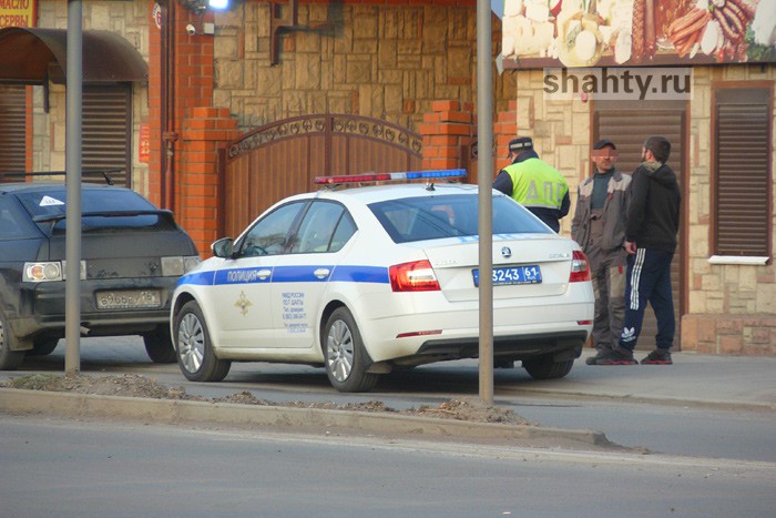 В г. Шахты пьяными за рулем попались восемь водителей