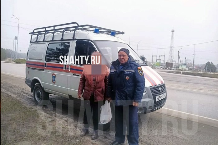 Женщина собирала грибы и потерялась в лесу в Ростовской области