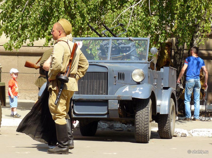 Военная техника в Шахтах, автомобиль ПВО Штовер