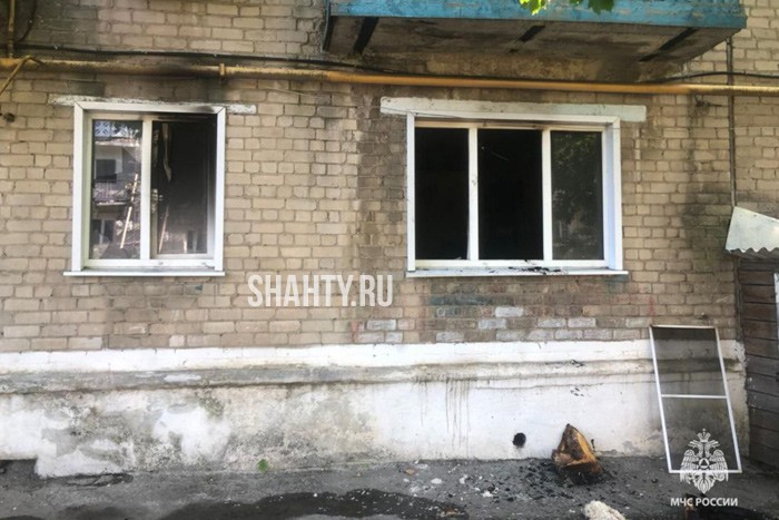В Шахтах парень отравился угарным газом в загоревшейся квартире