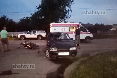 ВАЗ сбил 14-летних подростков на мотоцикле в Ростовской области