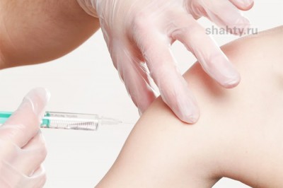 В Шахтах завершили вакцинацию от ковида 17882 человека