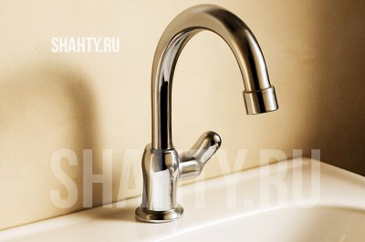 Отключили воду в Шахтах во вторник