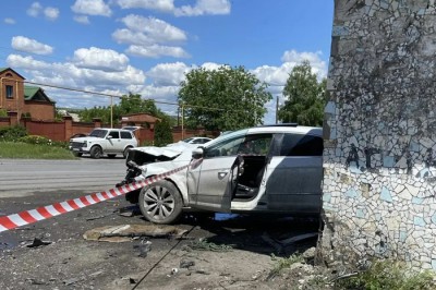 Подробности ДТП в г. Шахты на Аюте: в дом врезался ВАЗ