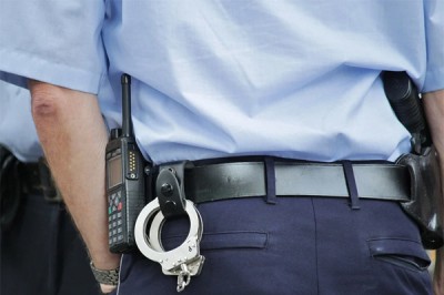 Подростки избили полицейского в Новочеркасске