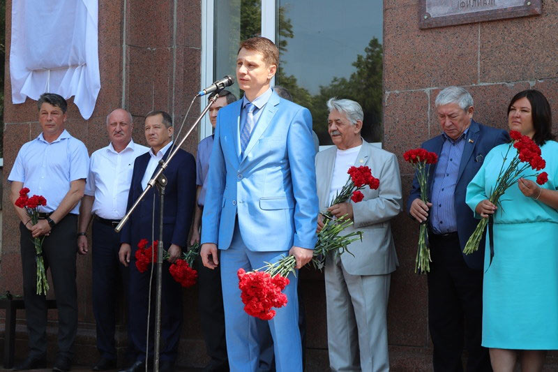 Свежие новости города шахты. Почетный гражданин города Шахты. Катальников Шахты. Новости Шахты.