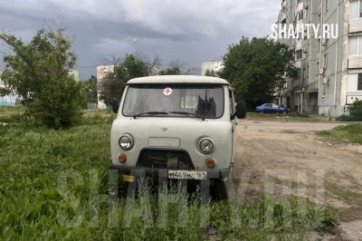 Угнал машину скорой помощи из больницы в Ростовской области, чтобы покататься