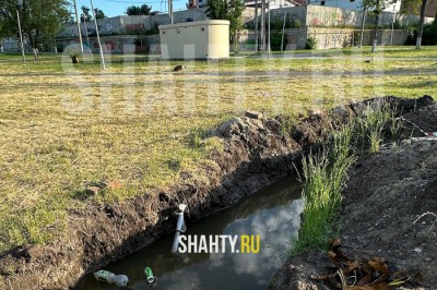 Туалетов в парке г. Шахты пока не будет, и фонтана тоже