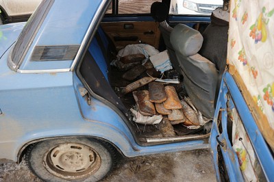 Мужчина украл 675 кг чугуна из вагона и хотел вывезти их на ВАЗе