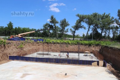 В Шахтах идет реконструкция водонасосной станции и новых резервуаров