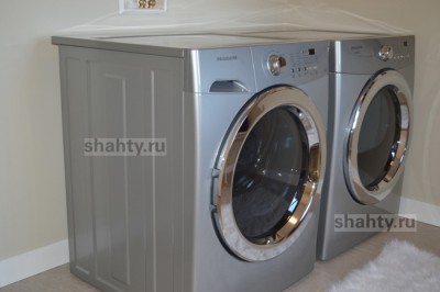 В Шахтах украли стиральную машину и ворота