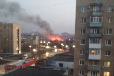 В г. Шахты вспыхнул пожар в районе Швейной фабрики