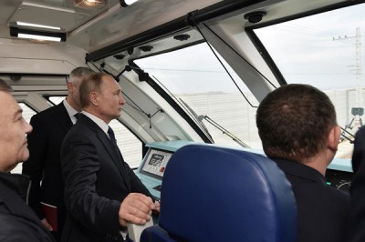 В Крым на поезде из Ростова отправились первые 60 донских пассажиров