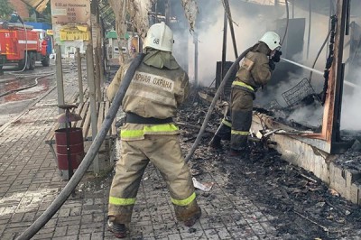 Товар в сгоревших в Шахтах ларьках на рынке не был застрахован