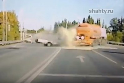 Появилось видео ДТП, в котором погибли двое на дороге Новошахтинск — Майский г. Шахты