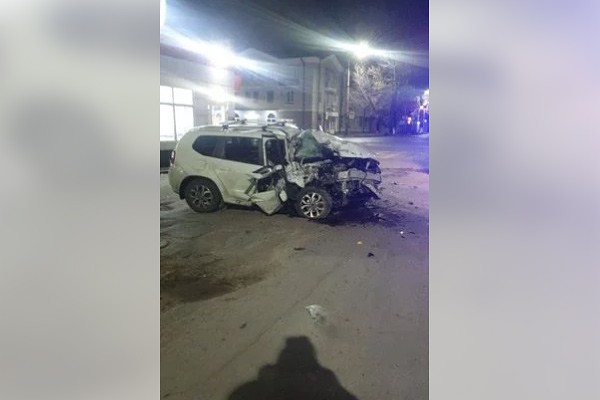 Разбитый в хлам в г. Шахты об «Магнит» Nissan, выставлен на продажу