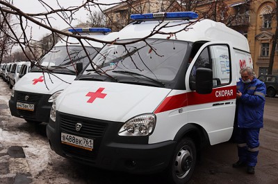 Город Шахты получил три машины скорой помощи и десять автомобилей «Лада Ларгус»