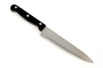 Грабитель с ножом напал на продавца ювелирного магазина под Шахтами