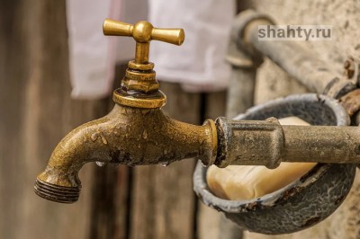 В Шахтах отключат воду на пяти улицах из-за работ на водоводе диаметром 400 мм