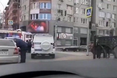 Взял в заложники жену и ребёнка подполковник в Ростове — квартиру взял штурмом СОБР