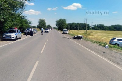 Погибли 22-летняя девушка и водитель байка Honda: ДТП в Ростовской области