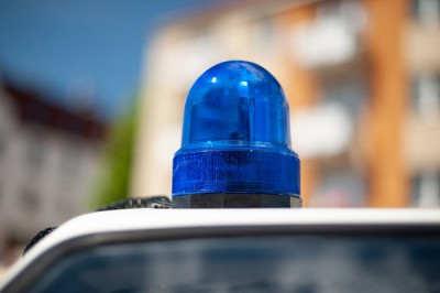 В г. Шахты упавшим деревом убило мужчину