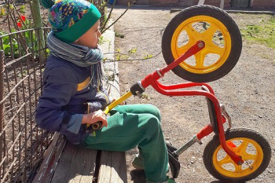 В г. Шахты украли беговел у ребенка