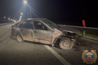 Погиб водитель: «Ладу Гранту» занесло на трассе в Ростовской области