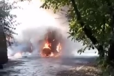 Школьный автобус сгорел в Донецке [Видео]