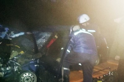 ВАЗ врезался на встречке в Toyota Corolla: пострадал водитель