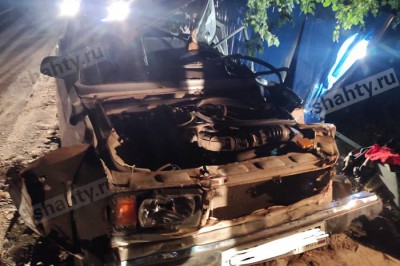 Пьяный подросток перевернулся на машине и сломал забор в Ростовской области