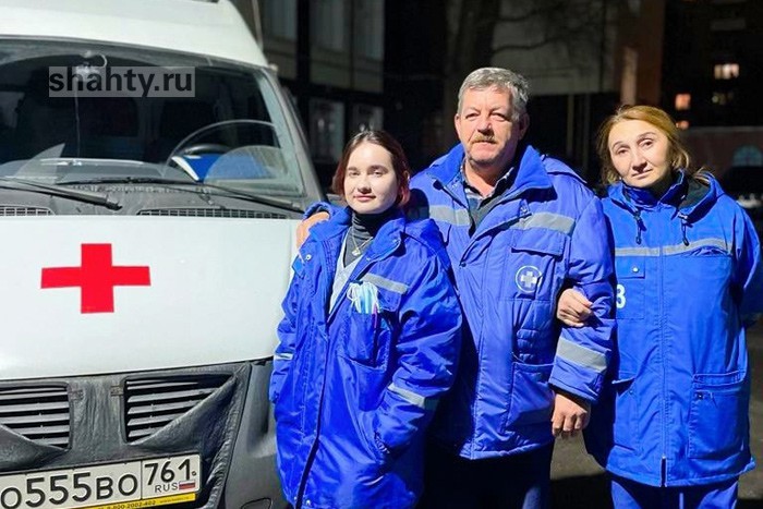 Врачи спасли школьницу, попавшую под поезд в Ростове