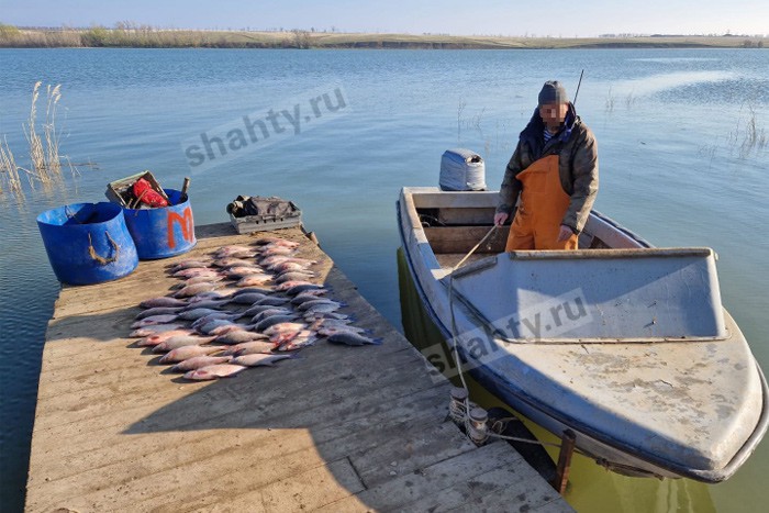 Ловля рыбы сетями на водохранилище закончилась задержанием в Ростовской области