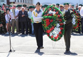 В г. Шахты прошел митинг, посвященный Дню пограничника [Фото]