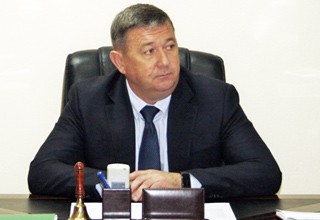 Красный ларек возмутил сити-менеджера г. Шахты