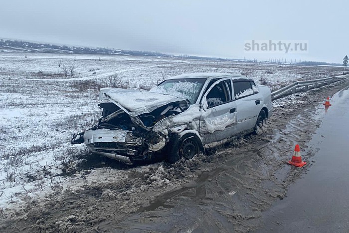 Пострадали пятеро мужчин в ДТП на встречке на дороге Новошахтинск — Гуково