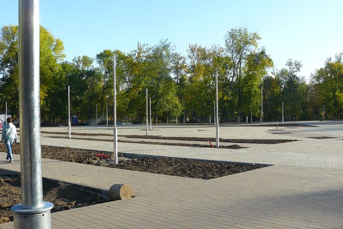 Губернатор недоволен реконструкцией Александровского парка в г. Шахты